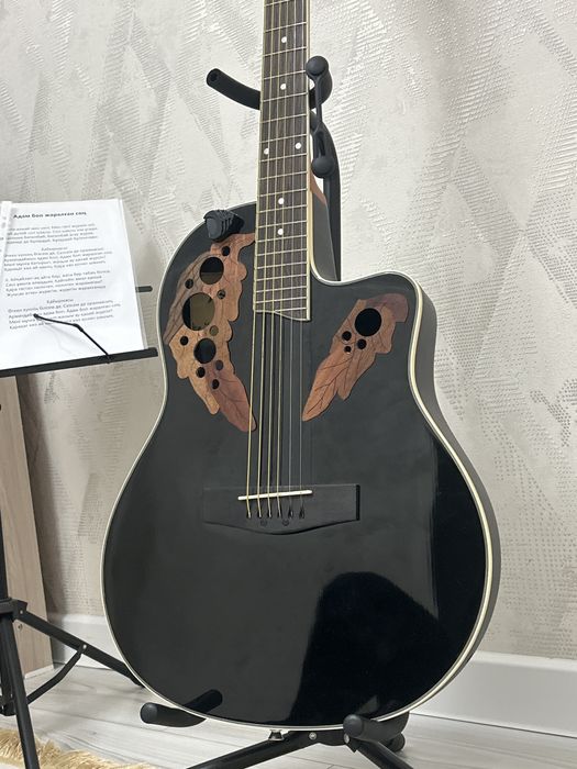 Срочнг продам гитару