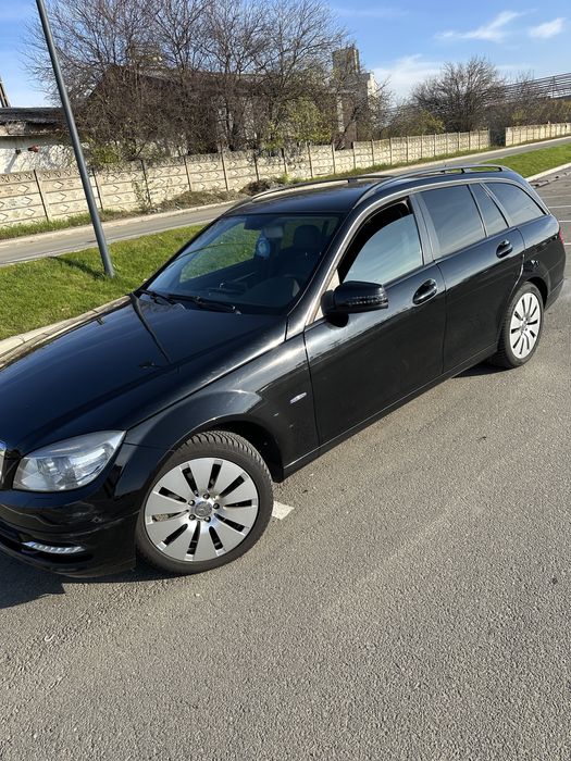 Mercedes benz C200