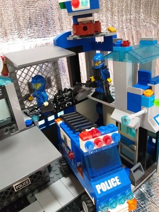 Полицейский участок,  lego