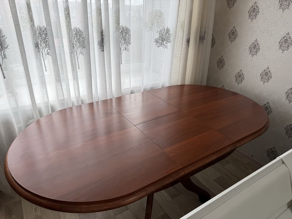 Стол качественный