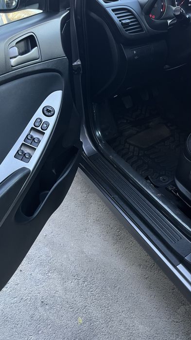Hyundai Accent Хендай Акцент