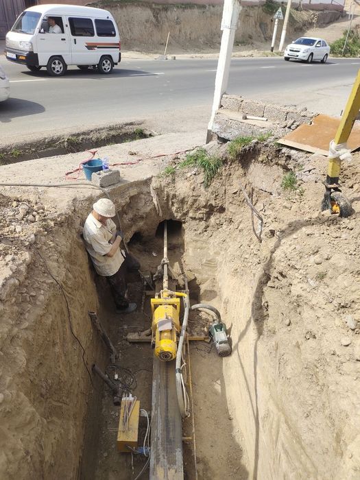 Горизонтал бурения (asfalt yo'l tagini teshib o'tamiz)