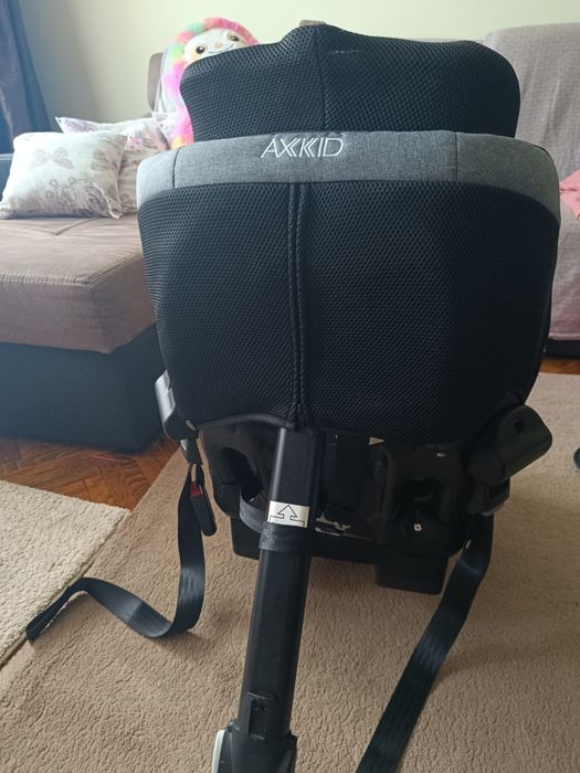 Vând scaun auto axkid minikid
