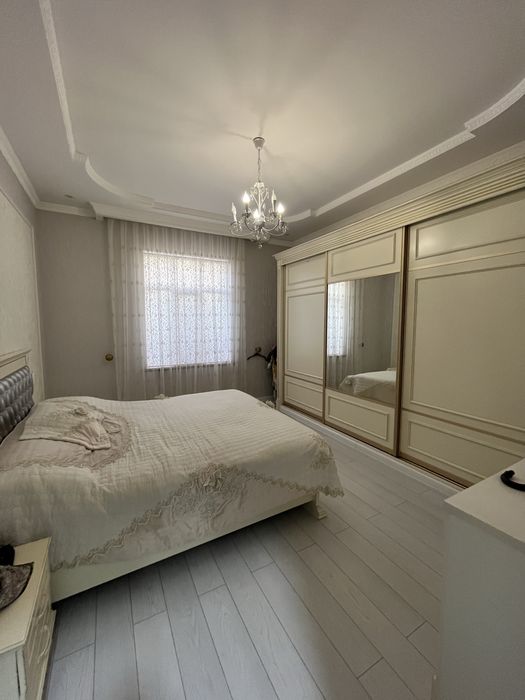 Продается благоустроенный дом в мкр Акниет