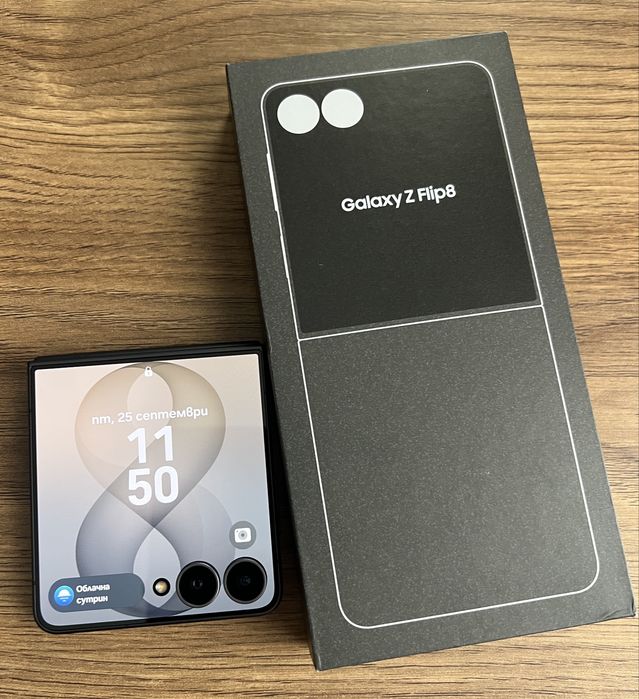 Samsung Z flip 8 GRAPHITE