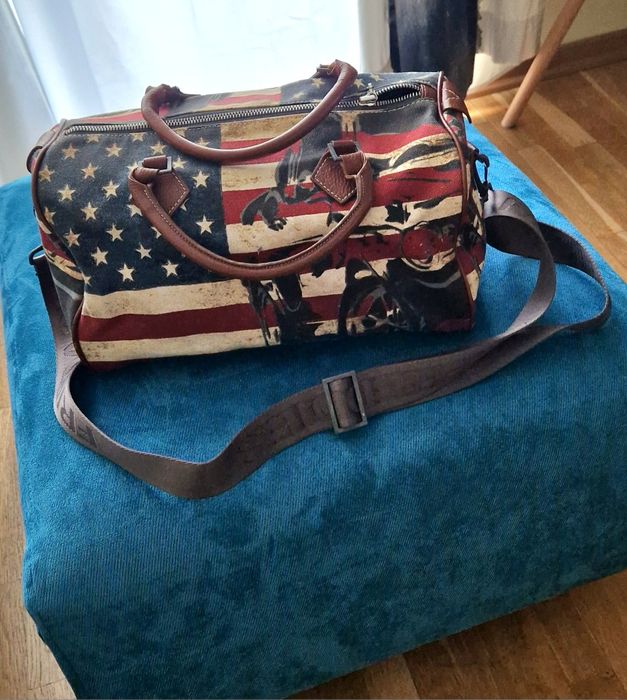 Маркови чанти от различни материали