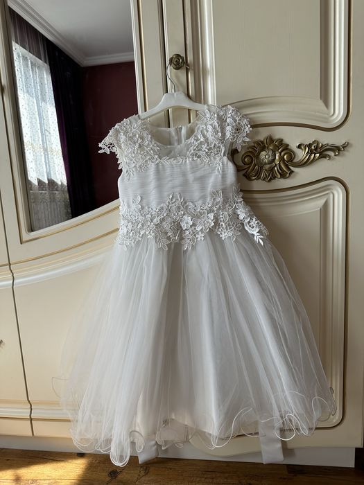 Детские бальные платья
