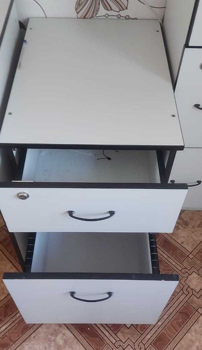 Тумба офисная с дефектом