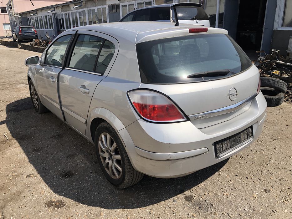 Opel Astra H 1.8i 125кс 2005г. - НА ЧАСТИ