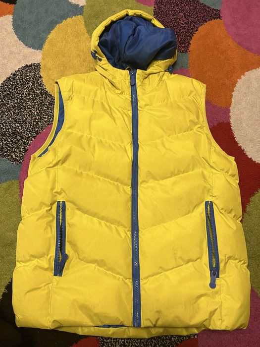 Vând vestă matlasată