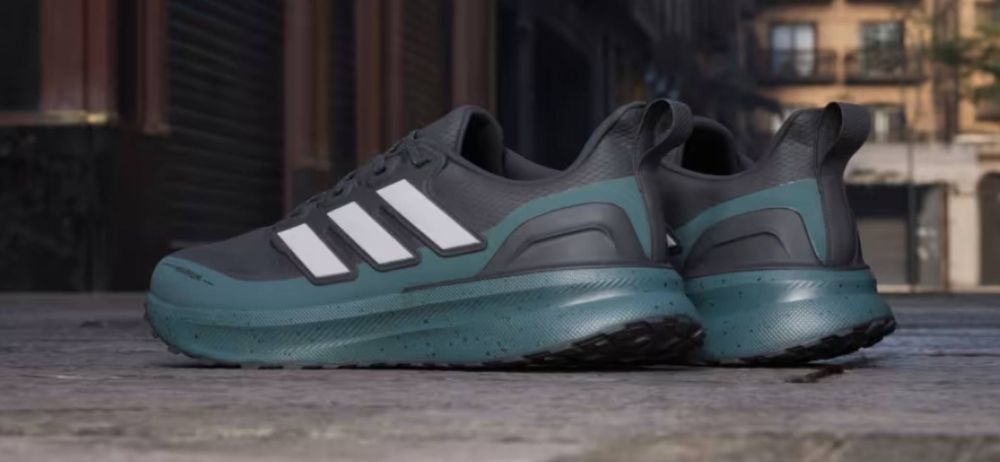 Продаются adidas мужские кроссовки