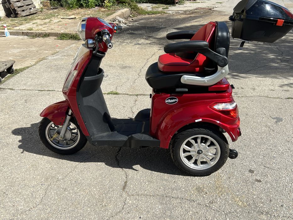 Електрически скутер