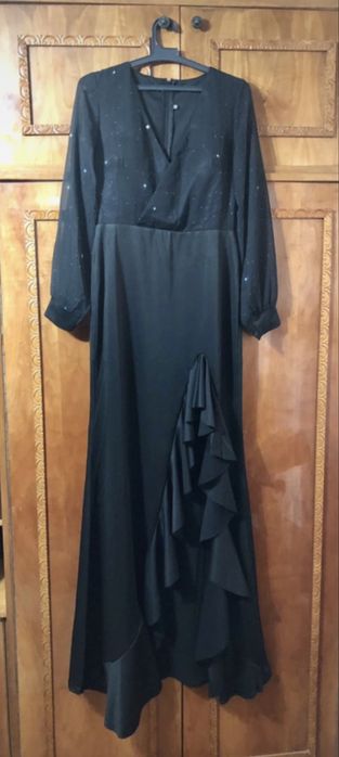 Vând rochie noua de seara