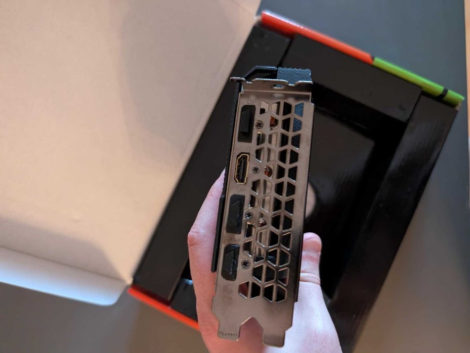 GIGABYTE GeForce RTX 3060 Windforce OC 12GB