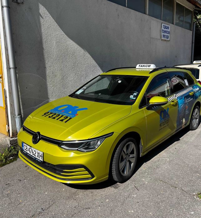 Такси на аренда - VW Golf 8