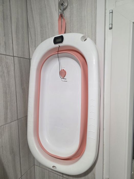 Cadă pliabilă pentru bebeluși