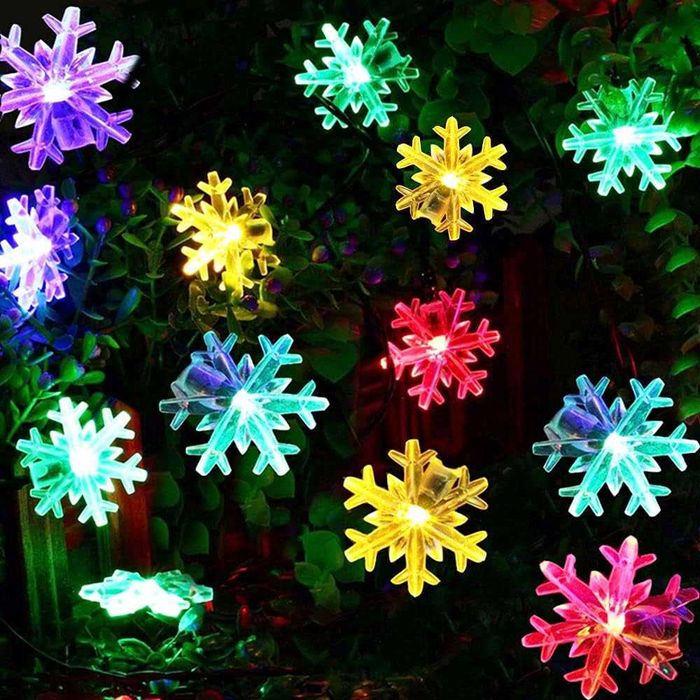 Коледни лампички снежинки многоцветни ПРОМО ЦЕНА:8.99лв 5м 28бр.