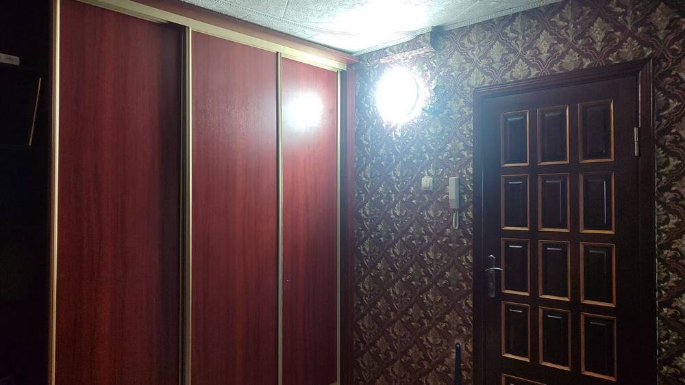 Продается 4 х комнатная квартира