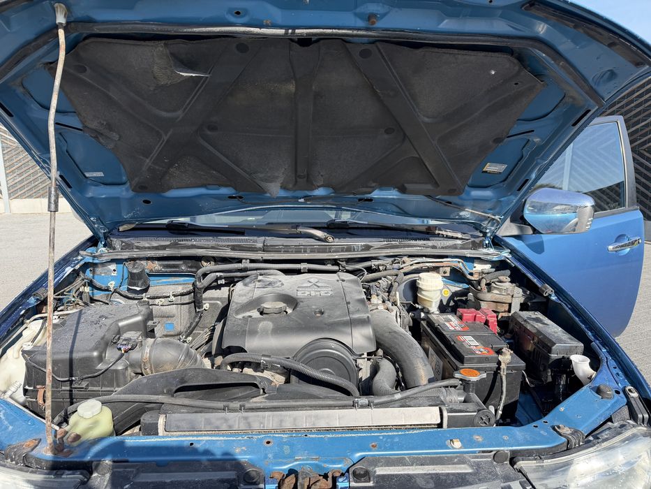 Mitsubishi L200 TVA deductibil