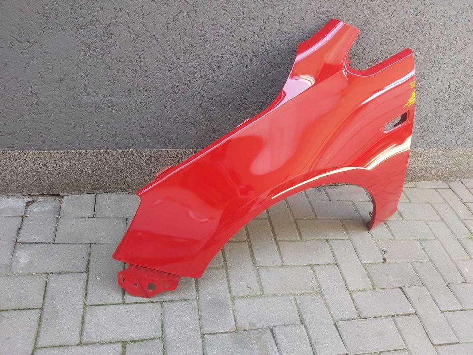 Aripa Fata Stanga Opel Astra J 2009-2015 Vopsita Rosu