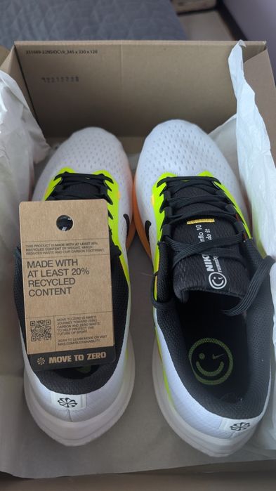 Nike Air Winflo 10 white/black-volt-lazer orange