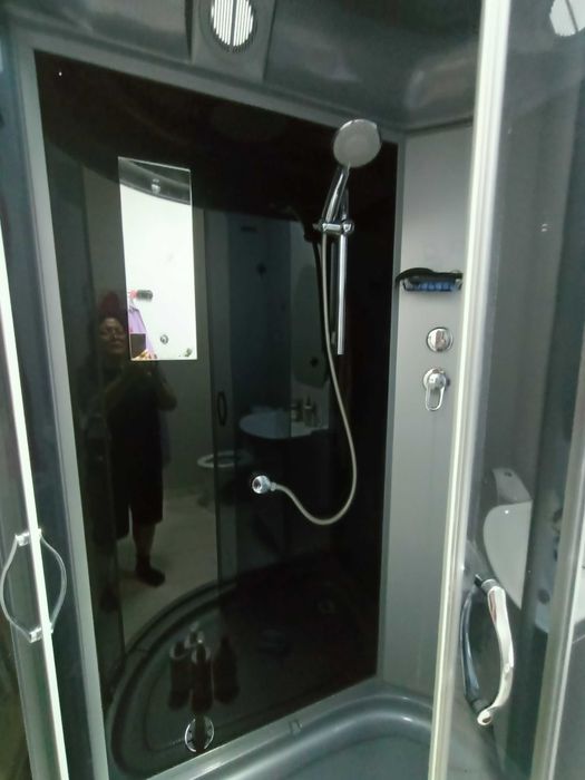Продам душевую кабину. Цена 160000