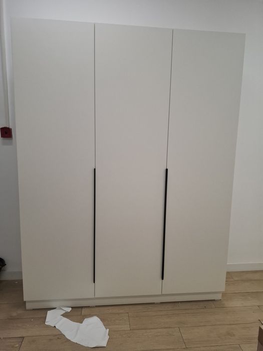 Продам шкафы б/у