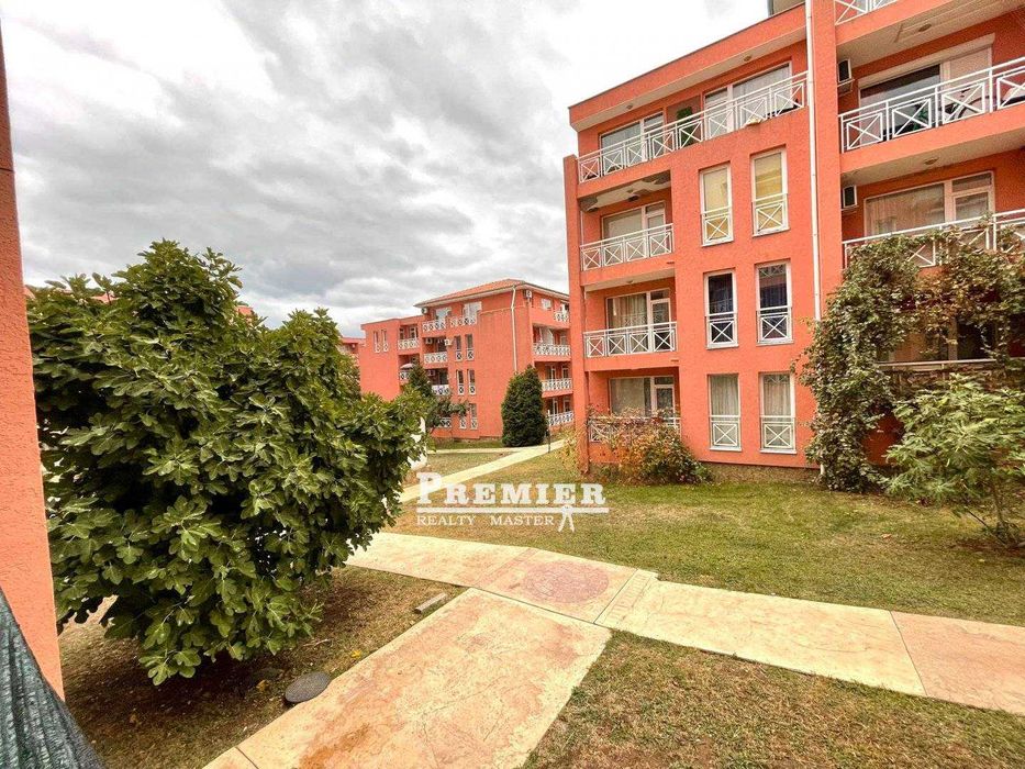 Продава се Двустаен апартамент в к.к. Слънчев бряг - 43 кв.м за 629 €/кв.м - Снимка #8