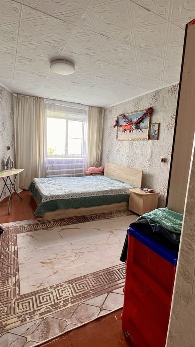 Продам 4х комнатную квартиру