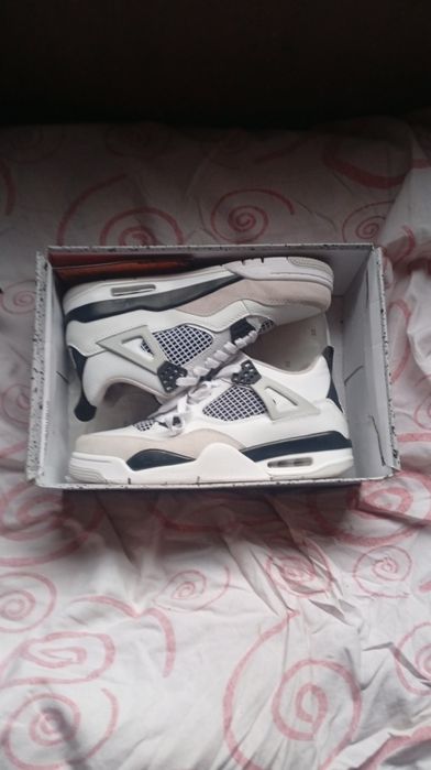 Jordan 4 retro military black