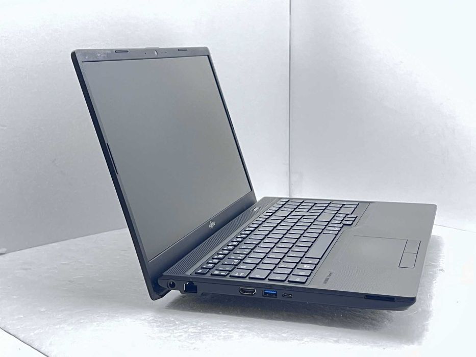 Fujitsu LIFEBOOK A3511 15.6" i3-1115G4 8GB 260GB бизнес клас Гаранция