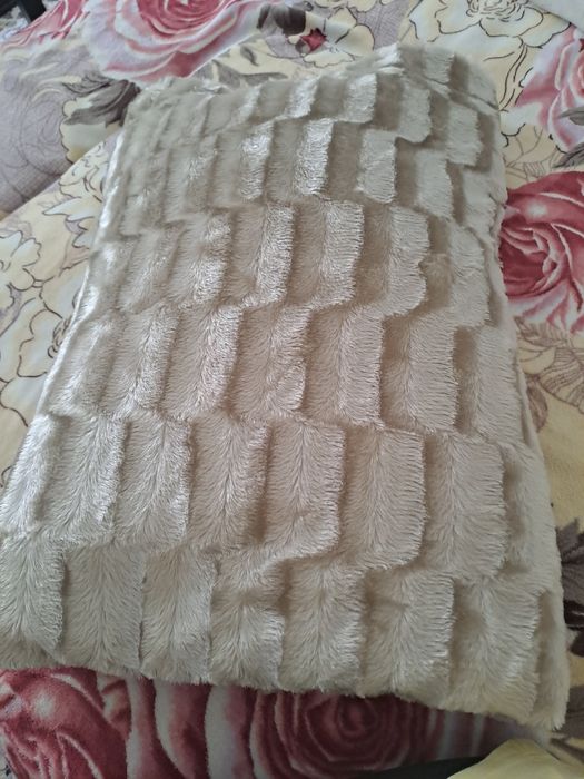 Покрывало или плед