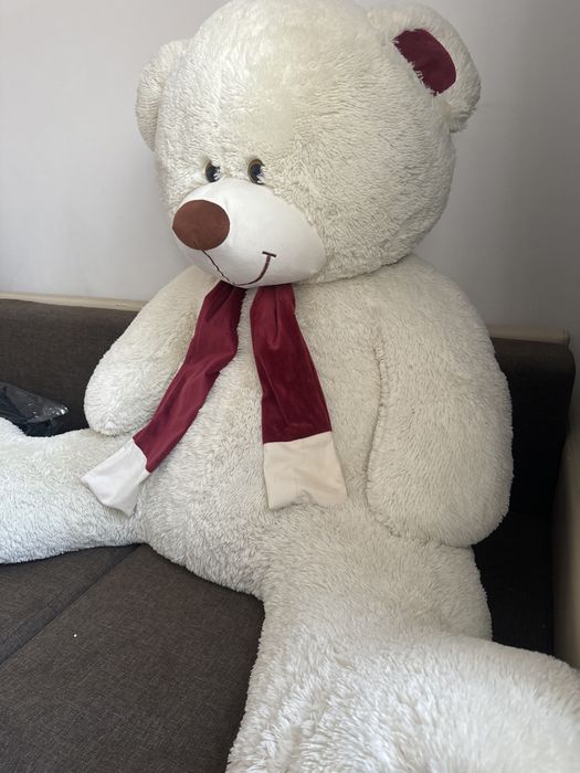 Продам плюшевого медведя