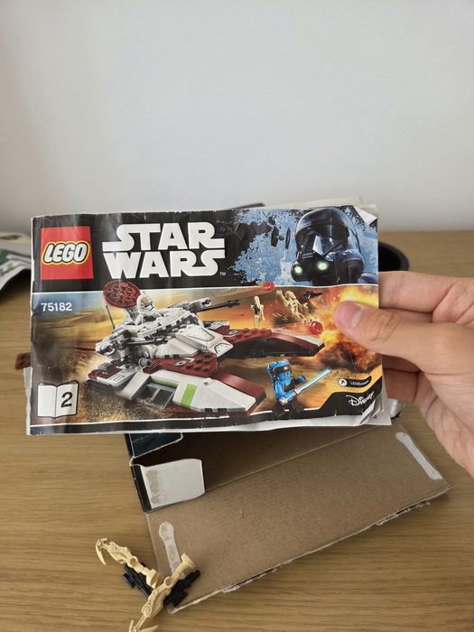 Vand Lego Star Wars 75182 in stare perfecta.