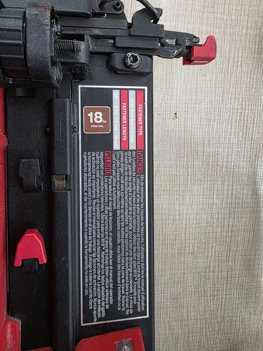 Pistol cuie  finisaj Milwaukee m18 Fn18gs