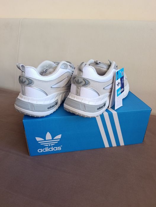 Дамски и мъжки маратонки Adidas