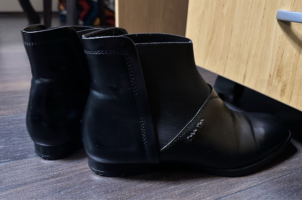 Боти Calvin Klein