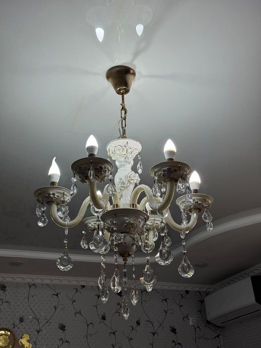 Люстрый 2 шт. Хорош