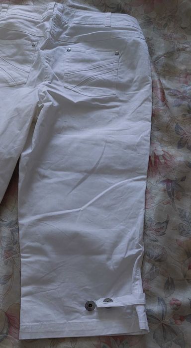 Джинсовые белые капри, штаны белые х/б