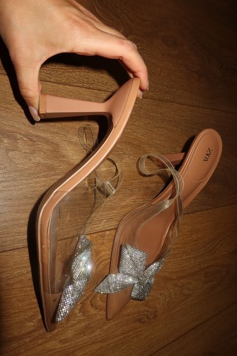 Обувки на висок ток Zara