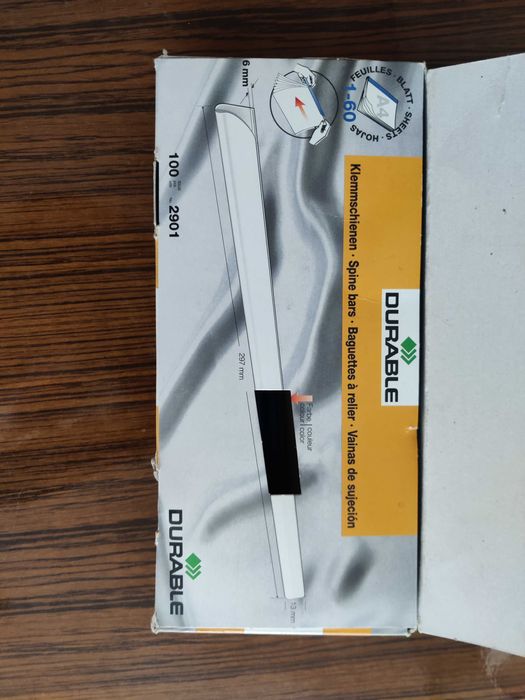 Приспособления (пластмасови) за захващане на листа А4