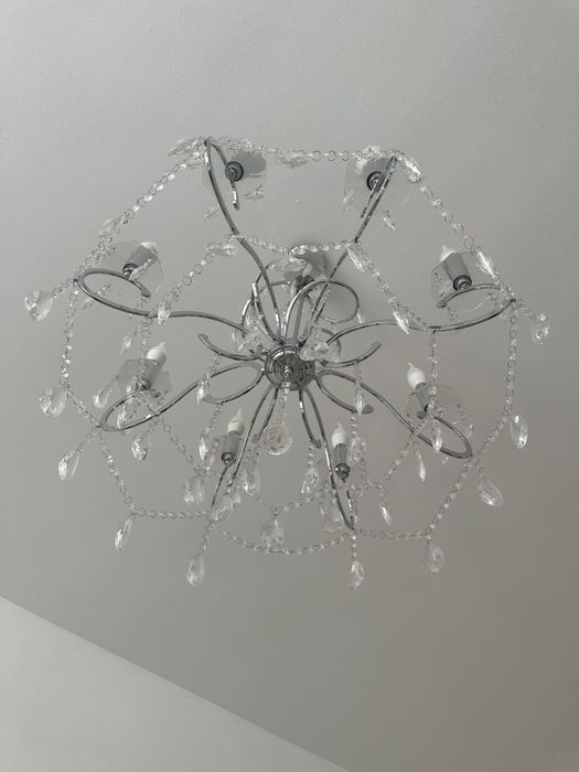 Люстра  с 8 патронов