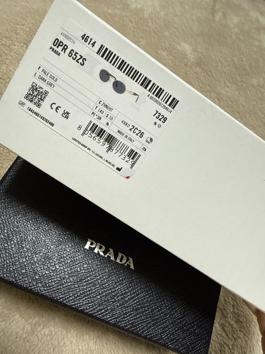 Слънчеви очила Prada