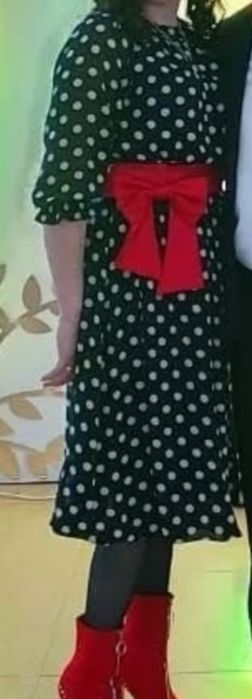 Продам платья 46 размер