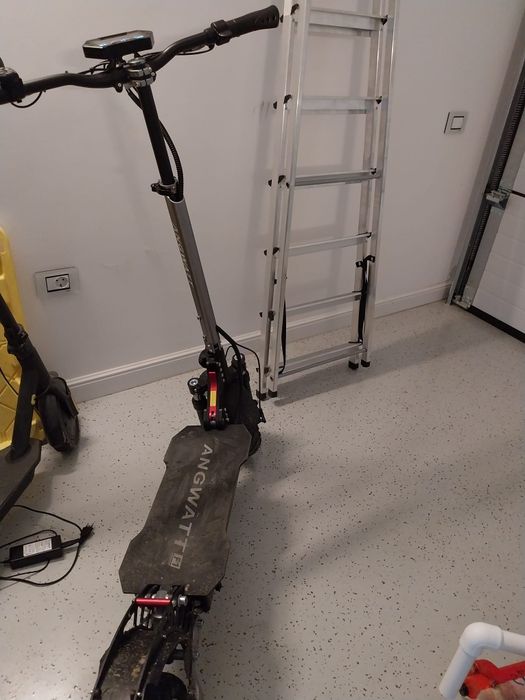 Trotineta electrica Angwatt