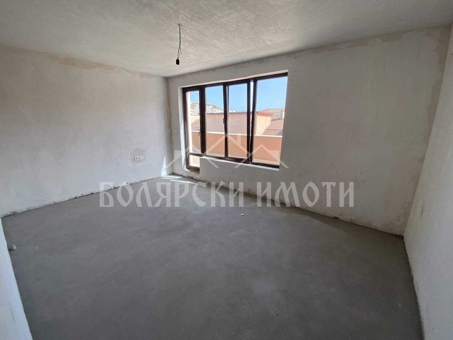 Продава се Тристаен апартамент в Велико Търново, Бузлуджа - 148 кв.м за 1157 €/кв.м - Снимка #3