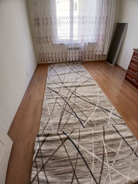 Продается Ковёр 3×5 Hi-tech
100%-полиэстер.