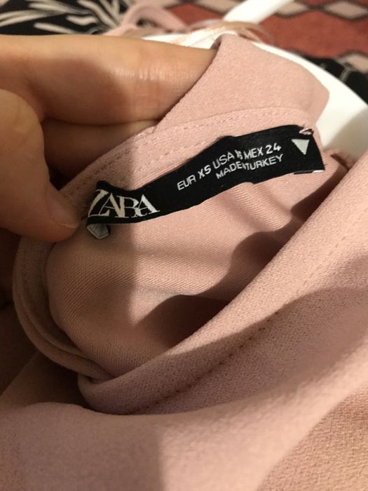 Топ с открытой спиной от zara