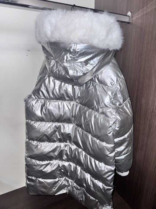 Куртка зимняя на девочку.