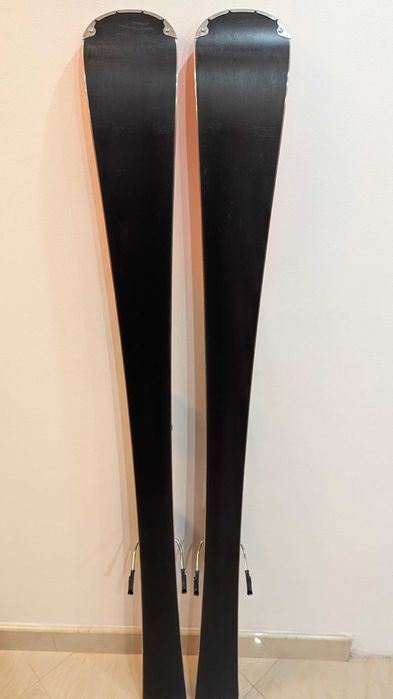 Schiuri adulti Rossignol React RTX 149 cm aproape noi - skiuri - ski